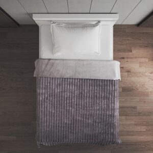premium quilted bedcover
